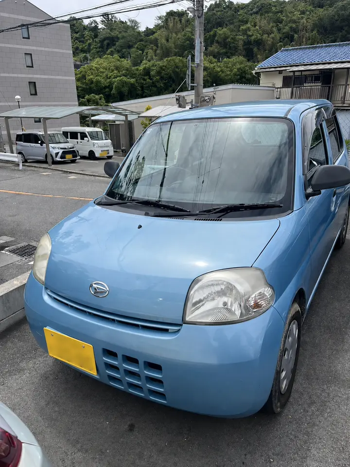 ケイズモビリティのレンタカーで活躍中のダイハツ エッセ