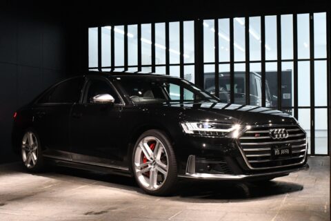 千葉　高価買取　アウディ S8 4WD
