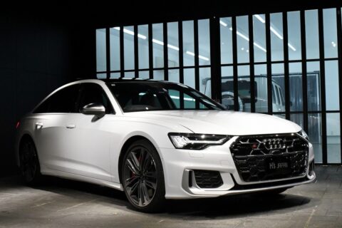 京都　高価買取 　アウディ S6 4WD　