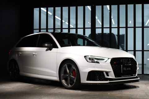 大阪　高価買取　アウディRS3スポーツバック 2.5 4WD