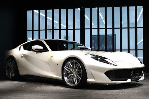 長野　高価買取　フェラーリ 812スーパーファスト
