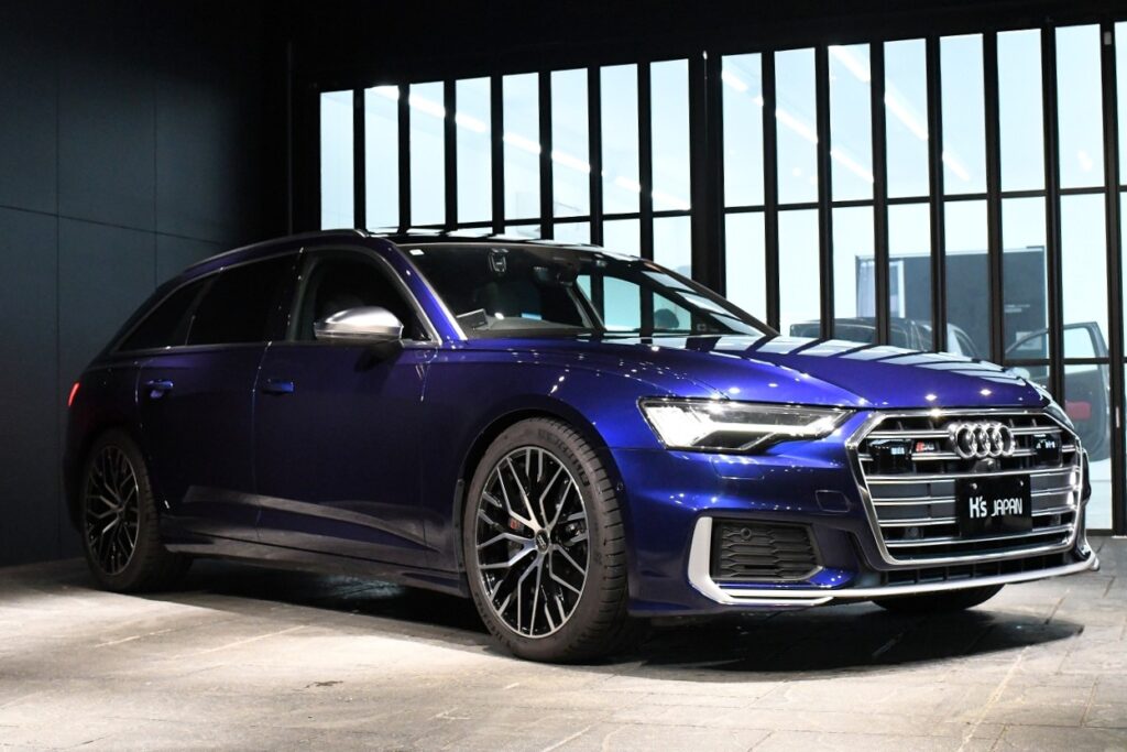 東京　高価買取　アウディ S6アバント 4WD