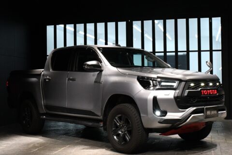 兵庫　高価買取　トヨタ ハイラックス 2.4 Z ディーゼル 4WD