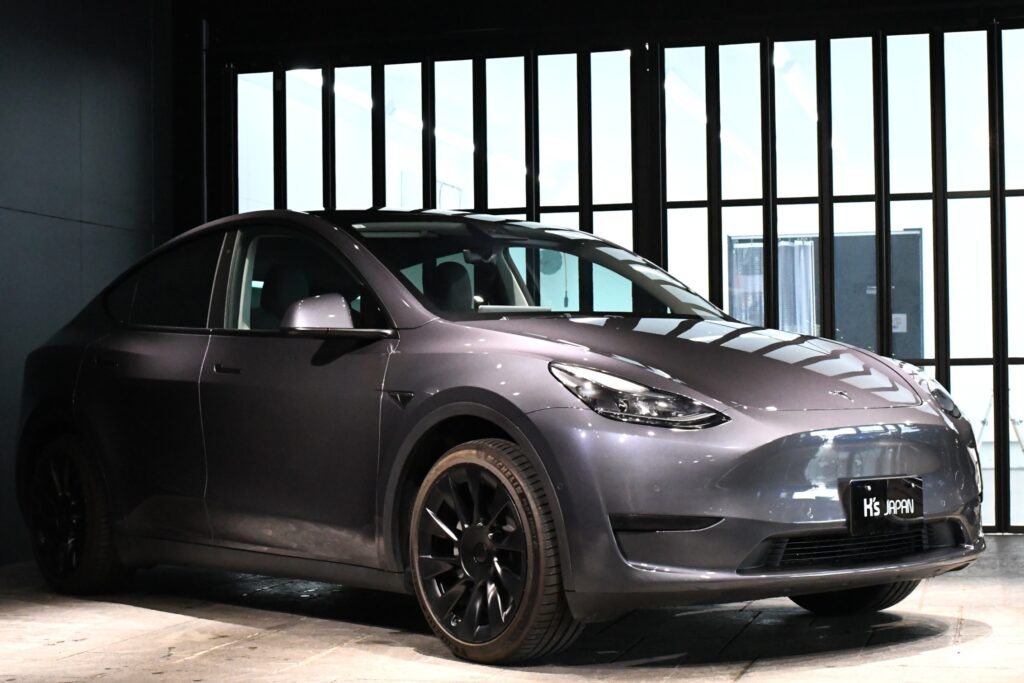 神戸　高価買取　テスラモデルY RWD
