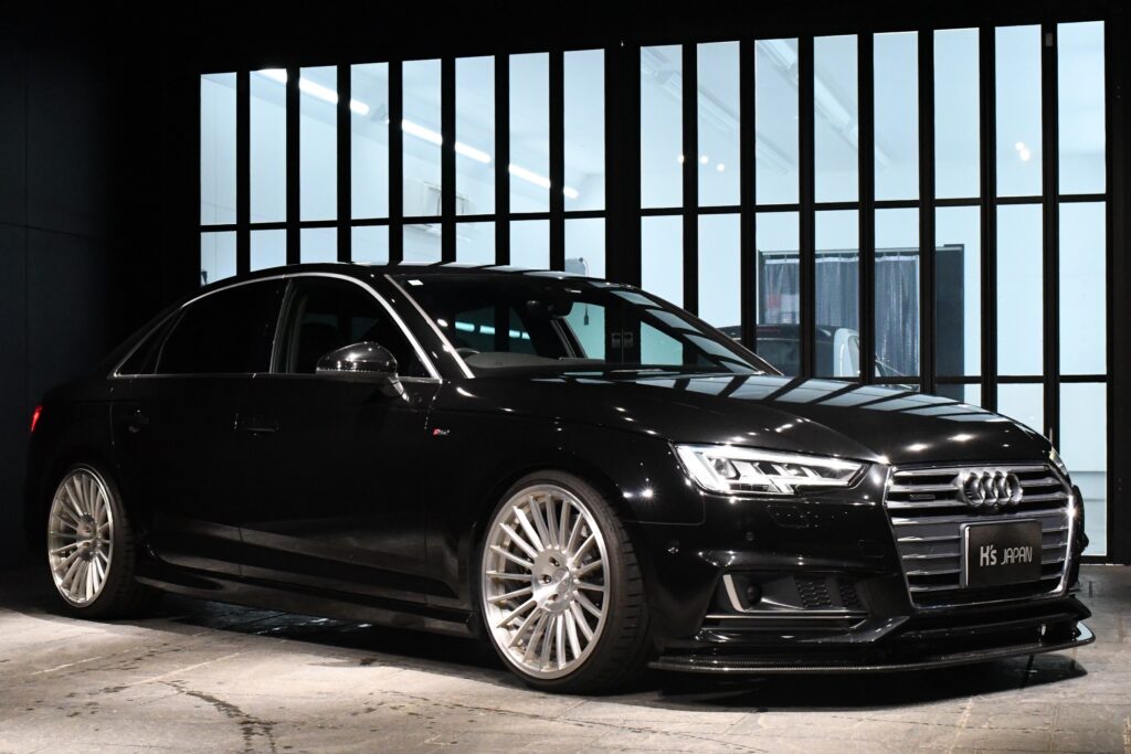岡山　高価買取　アウディ A4